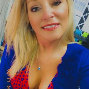 Meet your Posher, Shelli